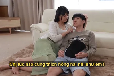 Cậu nhóc thất tình đang buồn thì gặp phải thợ săn hồng hài nhi